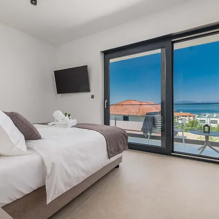 Amaris With Private Heated Pool *