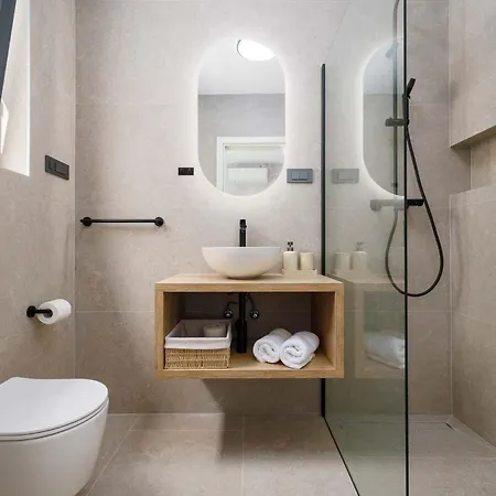 Vila Amaris With Private Heated Pool Malinska