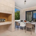 Vila Amaris With Private Heated Pool
