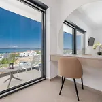 Amaris With Private Heated Pool Vila *