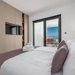 Villa Amaris With Private Heated Pool Malinska