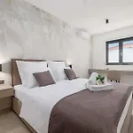 Amaris With Private Heated Pool * Malinska
